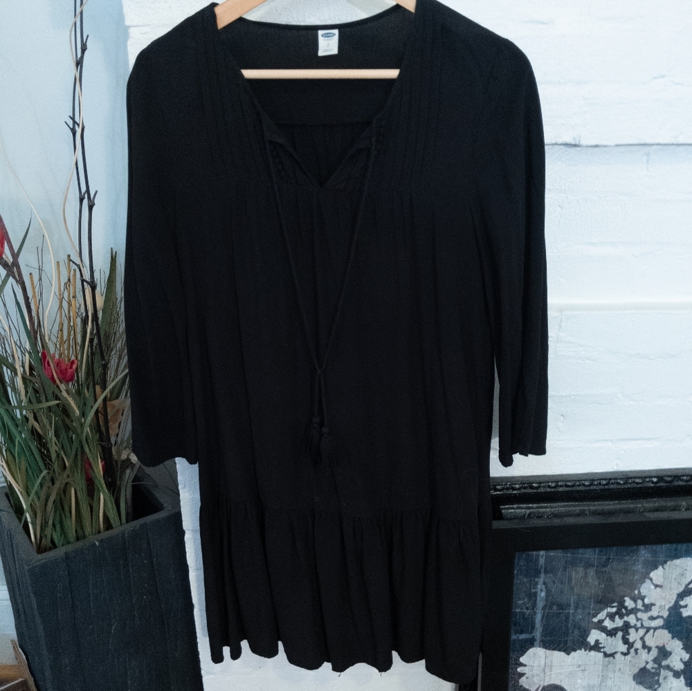 Old Navy Small Women's Dress in Black